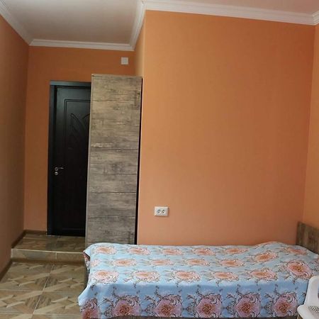 Guest House Barbi Kobuleti Exterior foto