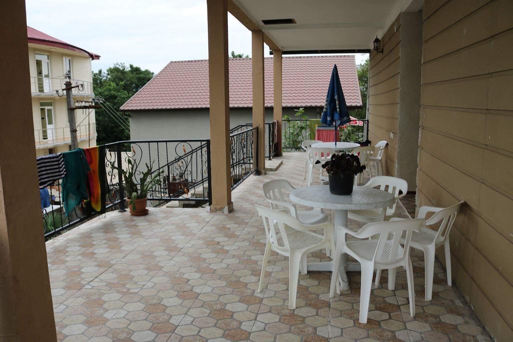 Guest House Barbi Kobuleti Exterior foto